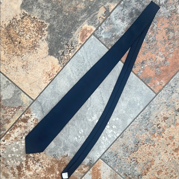 Dior Elegant Navy Men's Tie - Picture 1 of 4